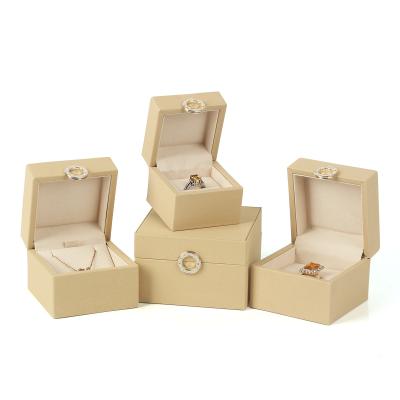 China Romantic PU Leather Portable Waterproof Jewelery Box Jewelry Packaging Box Gift Box for sale