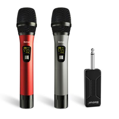 China Bietrun WXM02 Handheld Microphone Channels UHFSound Professional Item Style Performance Color Feature Original Karaoke Type GUA Wireless Microphone for sale