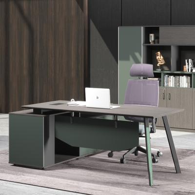 China Modern and Simple Convertible Office Manager Desk OEM Supervisor Table and Chair Furniture Customization for sale