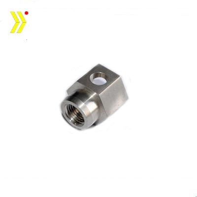 China SS Male Threaded Stainless Steel Pipe Sleeve Coupling for sale