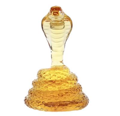 China Unique Snake 1000ML Whiskey Decanter Novelty Water Whiskey Decanter Wine Glass Animal Shaped Set for sale