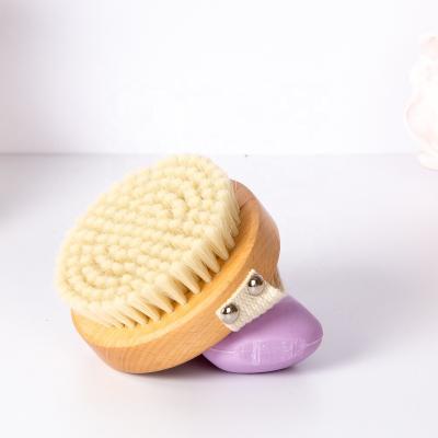 China Clean Wood Skin Scrub Exfoliating Back Scrubber Bath Brush Shower Body Brush With Stiff Bristles for sale