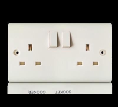 China BS 1363 Residential 13A 2 Strip / General Purpose Switched Socket Outlet, Double Pole for sale