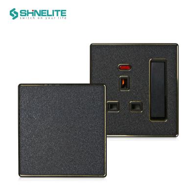 China Large Wall Plate Residential Electric Home Electrical Switches 5 Pin Universal Switch Socket for sale