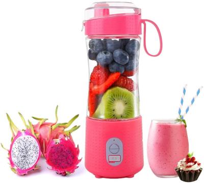 China Minimalist Mini Fruit Juicer Home Office Portable Blender USB Battery Powered Outdoor Sports for sale