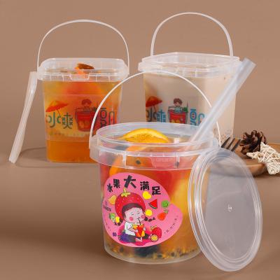 China 600ML Custom IML Printing Clear Plastic Buckets With Lids for Heat Transfer Printing for sale