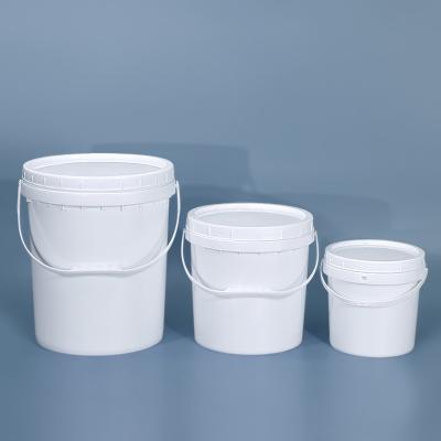 China 18L Recycled Large Plastic Pails White Bucket With Screw Cover Lid for sale