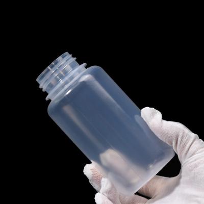 China Leakproof Wide Neck Plastic PP Small Reagent Bottle 500ml 60ML for sale