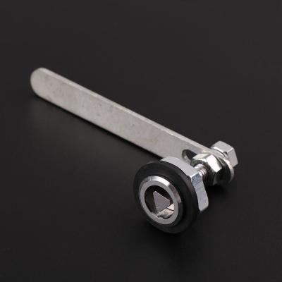 China 1pcs contemporary elevator triangle lock opening diameter 17mm*19mm applicable to Hitachi elevator iron plate length is 110mm for sale