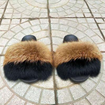 China ALICEFUR Wholesale Anti-Slippery Fashionable Sandals Fur Slides Hairy Raccoon Fox Fur Slippers For Women for sale