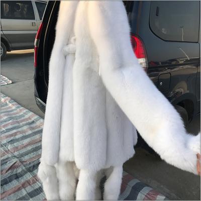 China ALICEFUR Natural Real White Fox Fur Pelt Wholesale Supply Fluffy And Soft Fox Fur Hide For Sale for sale