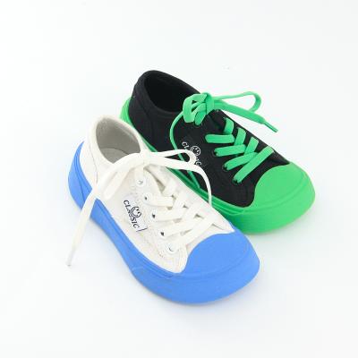 China OEM 2022 Custom Children's Breathable Sports Shoes New Design Breathable Sports Kids Shoes Walking Canvas Shoes Lace Up Kid Children Sneakers for sale