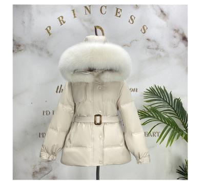 China Fashionable Waterproof Parka Jacket Women With Down Parka Hooded Short Thick Women's Jacket for sale