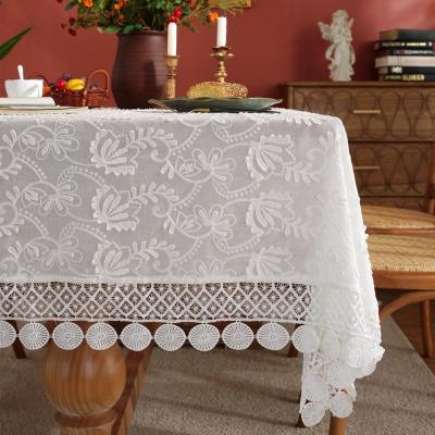 China American American Style 100% 3D Embroidered White Elegant Rectangular Lace Wedding Table Cloth for sale