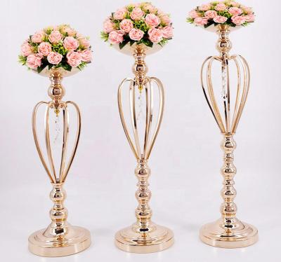 China New Vintage Creative Metal Acrylic Heart Shaped Wedding, Banquet Table 47 Decorative Centerpiece Flower Stand Ornament 53 59cm Gold for sale