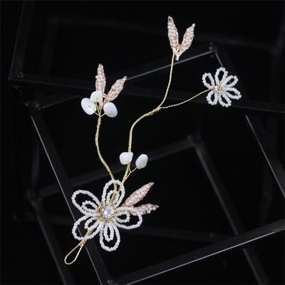 China Handmade Bridal Accessories Wedding Gold Foil Modeling Diadem Wedding Hair Accessories Bridal Tiara for sale