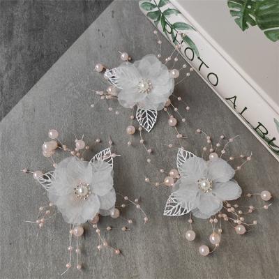 China Handmade Bride Hair Clip Flower Beaded Bridal Dress Hair Clip Wedding Hair Accessories Set for sale