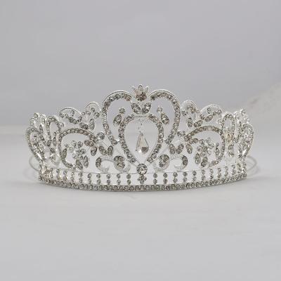 China Handmade full pearl bridal crown headdress princess birthday dinner children's bridal crown wedding crown for sale