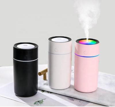 China Led Changing Light Simple Style Led Mini Light Humidifier USB Air Humidifier Car Air Purifier Humidifier for sale