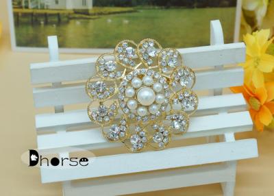 China Flower Rhinestone Pins And Brooches with Pearl , Rhinestone Pins Brooches for sale