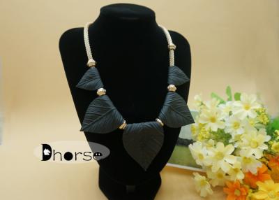 China Leaves Ornament Decorative Chunky Collar Beaded Necklace , Handmade Collar Necklace for sale