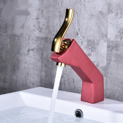 China Metered Faucets Brushed Bathroom Faucet Golden Gold for sale