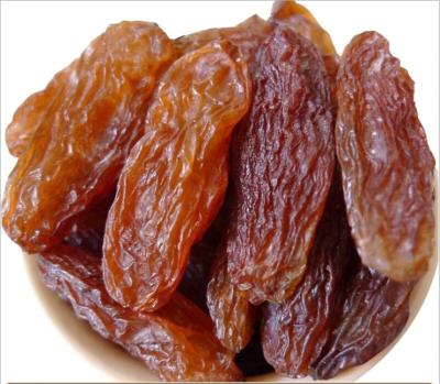 China Good Tasty Dry with Special Fragrant Natural Princess Red Dried Fruit Raisins for sale