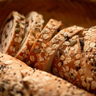 China Hot Selling Low-CARB Raisins and Nuts Sugar Free Whole Wheat Dried Healthy Fruit Bread Leba Bread for sale