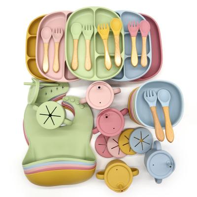 China Sustainable Dish Soft Suction Baby Food Silicon Toddler Place Mat Snack Mat Silicone Cup Bib Feeding Bowl With Spoon Set for sale