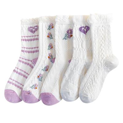 China Wholesale Breathable Autumn Japan Style Women Crew Sock Fuzzy Breathable Floral Fungus Lace Sock for sale