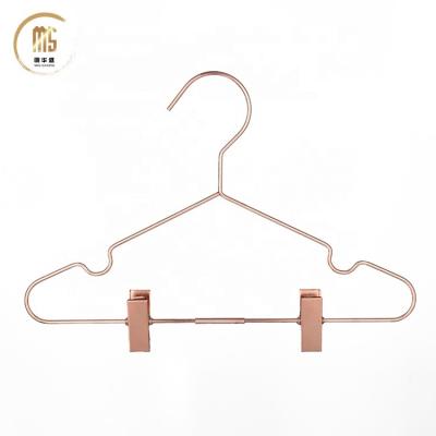 China DISPLAY hotel wholesale cheap metal kids hangers with clip for suits for sale