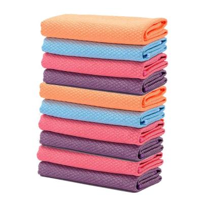 China QUICK DRY French Microfiber Glass Cleaning Fish Scale Cloth With Waffle Weave Top Selling Kitchen Towel for sale