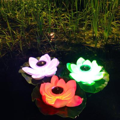 China Lotus Garden Decoration Water Flower LED Pool Light 7 Color RGB Floating Lights Pool Solar Powered Outdoor Solar Powered Swimming Pool Light for sale