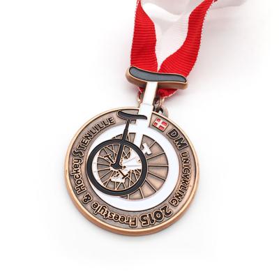 China Europe Metal Soft Enamel Souvenir Medal Cycle Sport Metal Medallions for sale