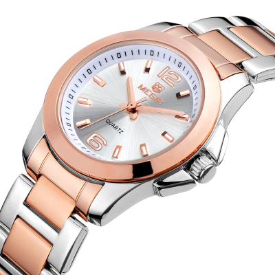 China Fashionable Day/Date Quartz Wrist Watch For Women Small Case Stainless Steel Material Watches With Date Function Folding Buckle Watch for sale