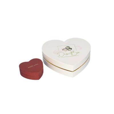 China Recyclable High Standard Most Popular Elegant Style Heart Shaped Gift Box Paper Packaging for sale