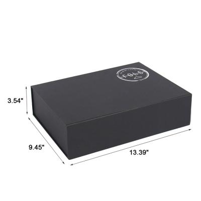 China Handmade Luxury Eco Friendly Black Folding Clothing Packaging Box for sale