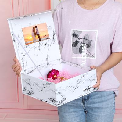 China Recyclable Luxury Jewelry Display 7 Inch Greeting Brochure LCD Invitation Card Ring Screen Video Gift Box for sale