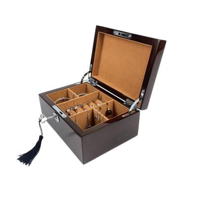 China Large Acacia Brown Jewelry Case Europe Natural Wood Ring Organizer Travel Display Wood Custom Wooden Recipe Box for sale