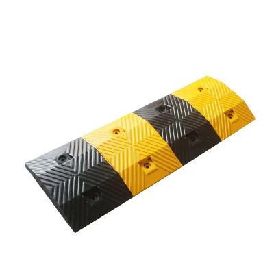 China Heavy Duty Concrete Rubber Road Speed ​​Bump Bumper Gear Reducing Bump for sale