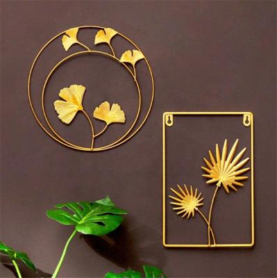 China Nordic Minimalist Ginkgo Metal Wrought Iron Gold Leaf Wall Hanging Around Wall Decoration Pendant Living Room for sale