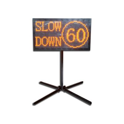 China Portable Dynamic Matrix Screen Sign Road Traffic Message Sign With Bracket VMs Panel DN-VMV1A-B1 for sale