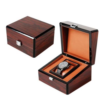 China 2023 New Arrival Handmade Hot Sale High Glossy Finish Wooden Watch Box For Simple Watch for sale