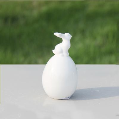 China Cute White Ceramic Rabbit Shape Decoration Handmade Porcelain Craft Rabbit Decoration for sale