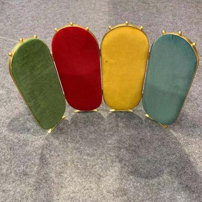 China Necklace Stand Wholesale Customized Medium Fashion Pile Necklace Display Rack Jewelry Necklace Display Stand for sale