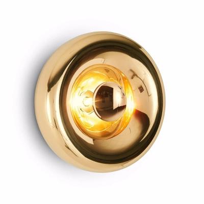 China Modern Designer Home Indoor Sconce Modern Wall Lamp For Bedroom Bedside / Living Room for sale