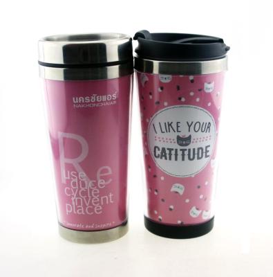 China Double Wall 450ml Outside Plastic Inside Stainless Coffee Mugs with customized paper for sale