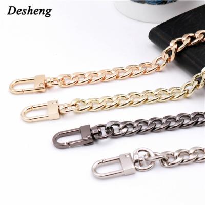 China Eco-Friendly NK Metal Chain Bag Chains 18k Gold Hip Hot Fashion Rose Gold Chains Link With Snap Hook for sale