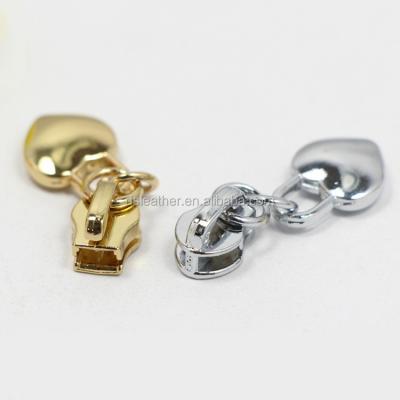 China For Handbags / Bag / Purse Metal Silver Zipper Puller Custom Zipper Puller Slider for sale