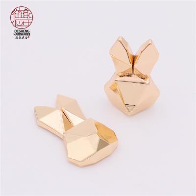 China Polyhedral Rabbit Geometric Head Bag Fasteners Buckle Purse Luggage Decorative Simplicity Buckle for sale